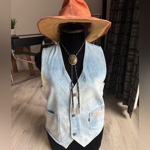 Vintage Levi’s Barnstormers Western Denim Cowgirl Style Light Wash Jean Vest MED